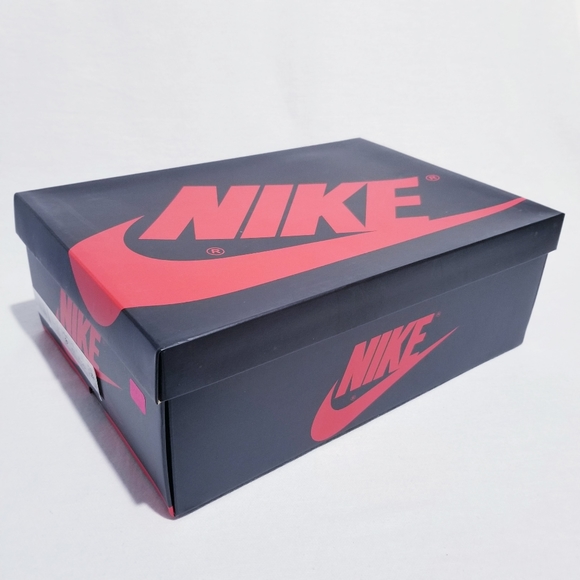 Size 8.5 (10w) - Jordan 1 Retro High OG Hyper Royal - New DS - Picture 11 of 12